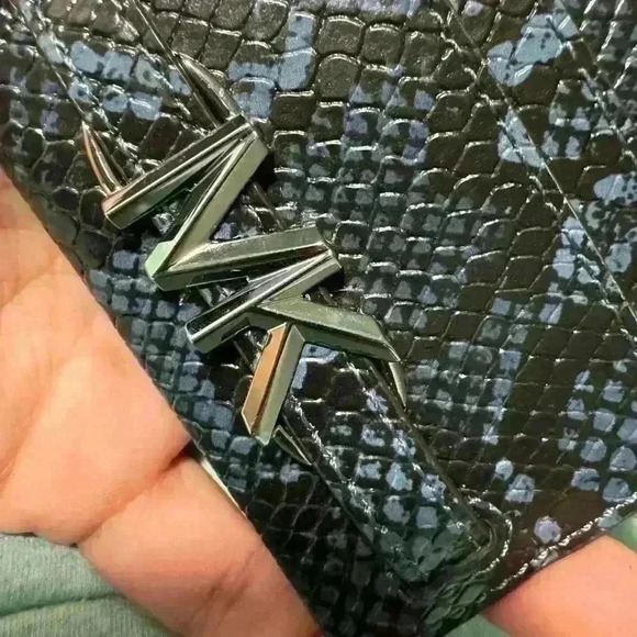 Michael Kors card holder snake print - Picture 3 of 4